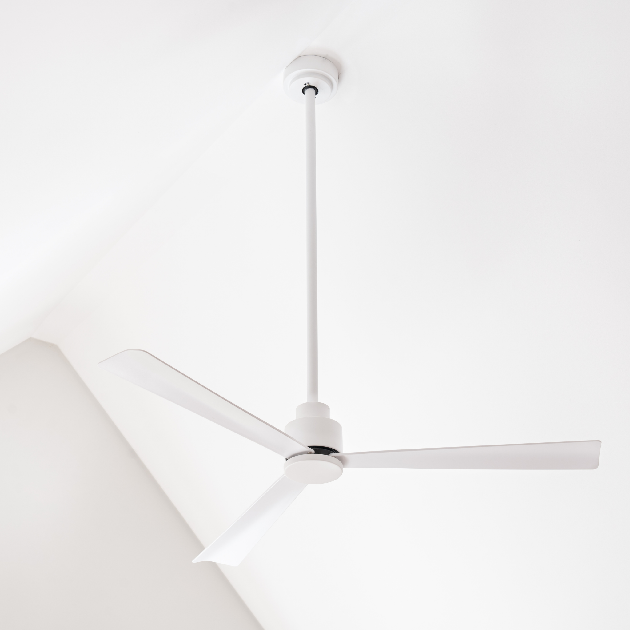 MISTRAL CEILING FAN